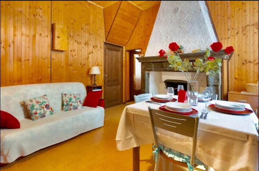 Апартаменты Comolake House Беллано Экстерьер фото